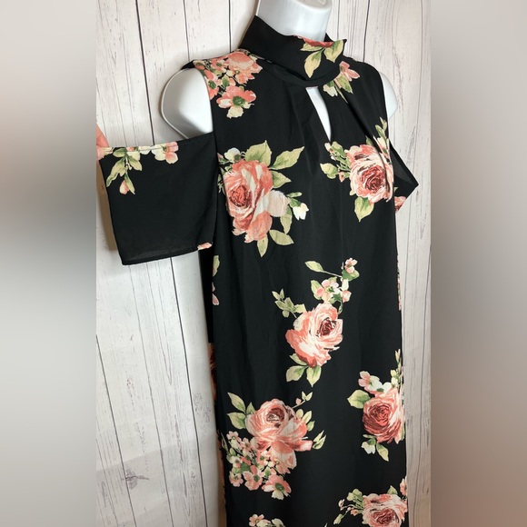 LTX Sportwear Dress Women’s Size Small Black Floral Print Cold Shoulder - Picture 4 of 8